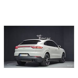 Porsche Cayenne 3.0 Coupé 2024, 31,631 km, Volante a la Izquierda, Caja de Cambios Automática, Asientos de Cuero con Cámara Trasera - Product Image 2