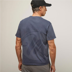 Camiseta de Alta Calidad con Efecto Desgastado por el Sol, Transpirable, Cómoda y con Estilo - Product Image 2