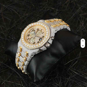 Montre de luxe carrée dorée de qualité supérieure avec diamants pour homme, bracelet en alliage motif crocodile, idéale pour les soirées décontractées et les clubs, étanche 5 ATM - Product Image 2