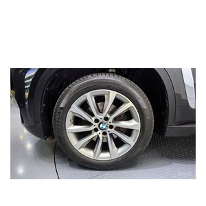 บีเอ็มดับเบิลยู เอ็กซ์6 เอ็กซ์ไดรฟ์ 30ดี ปี 2016 ระยะทาง 133,155 กม. เครื่องยนต์ดีเซล เกียร์อัตโนมัติ พร้อมกล้องมองหลัง มาตรฐานไอเสียยูโร 5 เบาะหนัง พวงมาลัยซ้าย - Product Image 5