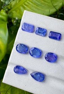 Lot de 8 pierres précieuses naturelles bleues ovales taille poire 17 carats, provenant du Rajasthan, évaluées par un tiers, ZUBEDA GEMS, vente en gros - Product Image 3