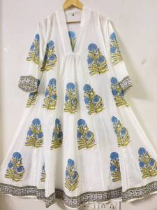 เดรสยาวผ้าฝ้ายสีขาวพิมพ์ลายดอกไม้ น้ำหนักเบา ทรงหลวม คอวี แขนสามส่วน สไตล์ลำลอง สำหรับฤดูร้อน โบโฮ ราชสถาน - Product Image 6