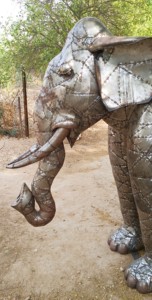 Escultura de Elefante de Metal para Jardín - Product Image 3