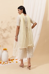 Elegante Vestido Anarkali Chikankari con Dupatta para Mujer - Vestido para Fiesta de Bodas - Product Image 3