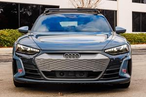 Voiture d'occasion fiable Audi e-tron <span class=keywords><strong>GT</strong></span> Premium Plus <span class=keywords><strong>2022</strong></span> - Product Image 4