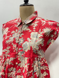 Camiseta sin mangas de algodón estampada a mano para mujer, estilo japonés, con botones frontales, diseño floral, ecológica, regalo para ella - Product Image 3