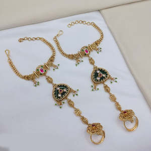 Traditional Ethnic Royal Women's Hand <b>Harness</b> Gold-Plated Pota Stone Pearl Bridal Wedding Haath Phool Hand Fashion Body Chain - Product Image 1