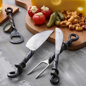 Ensemble de couteaux à fromage or mat, couverts minimalistes en métal, outils de service pour fêtes, compatibles lave-vaisselle, en acier inoxydable contemporain - Product Image 3
