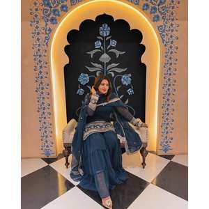 Ensemble de costume élégant pour soirée, bleu XL, avec sequins et broderie zari, robe de mariée élégante - Product Image 6