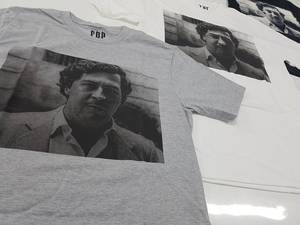 Camiseta Extra Grande Personalizada para Hombre con Serigrafía, Algodón y Diseño Moderno de Ropa Urbana para Colecciones de Ropa - Product Image 1