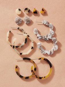 Pendientes de cuerno hechos a mano, ligeros, accesorios de joyería llamativos para mujer, colecciones de moda - Product Image 1