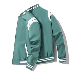 Nouvelle collection de vestes varsity pour hommes, en laine et cuir. - Product Image 6