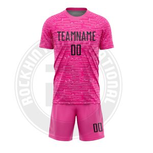 Ensemble d'uniformes de football personnalisés pour équipe, maillot et short durables et à séchage rapide pour les entraînements, les matchs et les tournois - Product Image 1