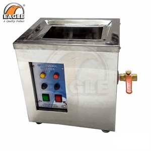 Nettoyeur à ultrasons carré en acier Eagle de 9 litres (avec panier intérieur (Jali) et couvercle supérieur) 300 watts pour le nettoyage de bijoux - Product Image 1