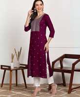 Kurti élégant pour femme en rayonne noire brodée, manches trois quarts, longueur cheville, design ethnique moderne, matériaux recyclés