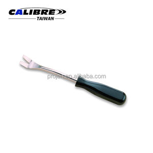 Herramienta de Extracción de Tapicería y Clips para Paneles de Puerta de Coche de Acero al Carbono Tipo V TAIWAN CALIBRE V con Acabado Cromado Arenado - Product Image 5