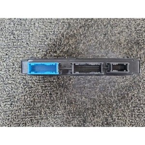 ECU และโมดูลคอมพิวเตอร์มือสองสำหรับรถยนต์ซีรีส์ 5 รุ่น 6135925233101 - Product Image 3