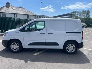 FAIR DEAL 2023 PROACE CITY E ICON L1 - Product Image 3