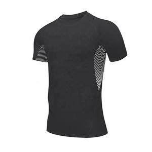 เสื้อออกกำลังกายแบบรัดกล้ามเนื้อสำหรับวิ่งและเล่นกีฬาในยิม พร้อมกางเกงเลกกิ้ง ชุดออกกำลังกายแบบรัดกล้ามเนื้อสำหรับผู้ชาย ออกแบบได้ตามต้องการ - Product Image 6