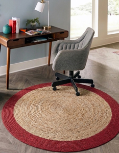 Tapis rond en jute tressé fait main de qualité supérieure avec bordure rouge pour la décoration de la maison de style farmhouse - Product Image 1