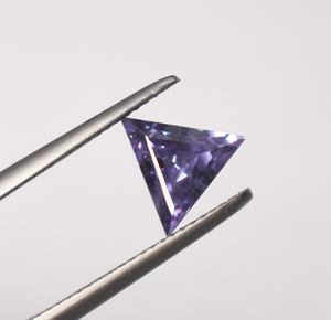 Piedra preciosa suelta de laboratorio, corte trillón, 16 mm, piedra piramidal triangular creada en laboratorio - Product Image 3