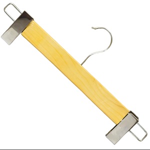 Perchas con clip de madera al por mayor logotipo personalizado de Jacinto bajo MOQ percha de madera con clip para pantalones ropa de vestir de fábrica de Vietnam - Product Image 1