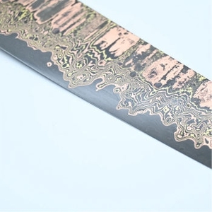 Couteau utilitaire artisanal en cuivre damas, avec poignée équilibrée, pour la découpe quotidienne en cuisine et la préparation des aliments - Product Image 3