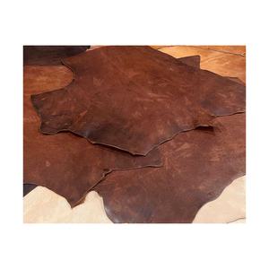 Pieles de vaca crudas de alta calidad, cuero natural a granel, material al por mayor para procesamiento industrial de cuero - Product Image 1