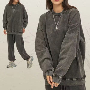 เสื้อสเวตเชิ้ตโอเวอร์ไซส์ทรงหลวมสำหรับผู้ชาย ผ้าคอตตอน 100% ถักทอแบบย้อมสีเอซิด คอวี แขนยาว สไตล์สตรีทแวร์ ชุดเซ็ตแทรคสูท - Product Image 4