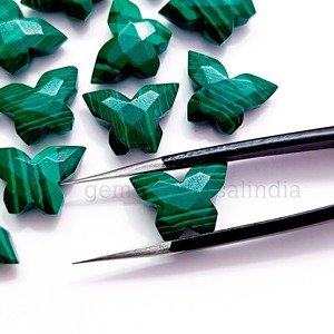 Pierre de malachite naturelle sculptée à la main en forme de papillon, 14 mm, pierre précieuse en vrac, sculpture de cristal, prix de gros, fabrication de bijoux en vrac - Product Image 6