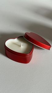 Portavelas redondo rojo de hojalata con tapa con calcomanía de corazón para decoración del hogar en el Día de San Valentín, contenedor cilíndrico resistente al calor - Product Image 4