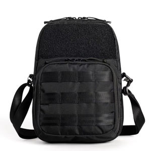Sac à bandoulière tactique tendance avec fermeture éclair, en toile imperméable, fabriqué au Vietnam - Product Image 1