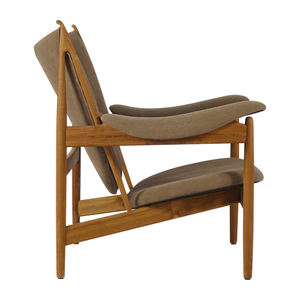 Fauteuil lounge minimaliste en teck avec assise large et rembourrée et structure en bois naturel pour les intérieurs modernes - Product Image 3