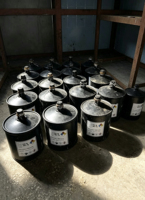 Bidons de Raffinage Robustes de 34,5 kg et Conteneur en Acier Scellé à Protection Maximale pour Travaux Miniers