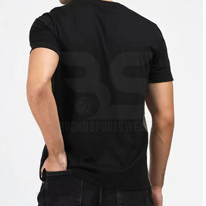Camisetas de hombre de tela suave con corte elegante, material transpirable, corte cómodo y estilo moderno inspirado en la calle. - Product Image 2