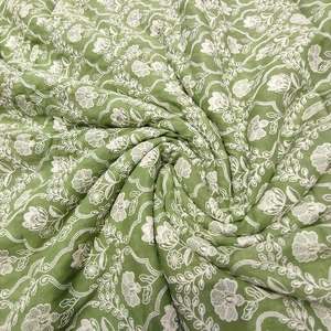 Tissu brodé fantaisie pour vêtements, tissu à broder pour fabricants de robes, fournisseur et exportateur pour le commerce international. - Product Image 3