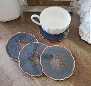 Ensemble de sous-verres en résine de style géode de luxe, faits à la main, décoratifs, pour table, sous-verres en vrac, fabricant - Product Image 1