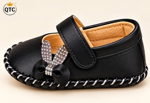 Chaussures noires pour bébé Mary Jane avec nœud et semelle souple, ballerines de princesse pour filles, idéales pour les fêtes et les premiers pas - Product Image 4