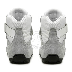 Chaussures de course automobile haute performance pour hommes avec base antidérapante, amorti doux, tissu respirant et ignifuge - Product Image 2