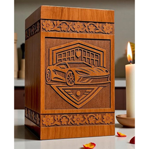 Urne en bois avec gravure décorative, urne en bois de luxe pour cendres avec base en velours, urne par AYAANS - Product Image 3