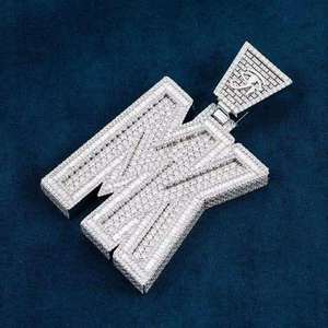 Colgante de Moissanita Personalizado con Letra Religiosa Hindú, Chapado en Rodio sobre Plata 925, Amuleto Inicial con Incrustaciones, Estilo Hip Hop, Marca de Lujo, Regalo para Fiesta - Product Image 1