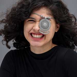 Collar con colgante Vintage Echoes RRAO con accesorio de moda Ghungroos - Product Image 1