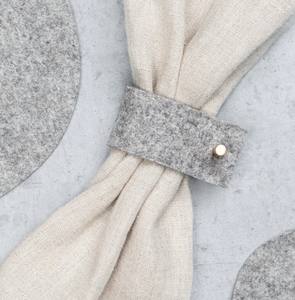 Ronds de serviette en feutre de laine modernes : Décoration de table minimaliste - Product Image 3
