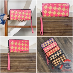 High Quality Wholesale Tooled Checkered Leather <b>Women</b> Clutches Luxury Credit <b>Card</b> Holder Genuine Zipper Type Mini <b>Purse</b> Wallet - Product Image 1