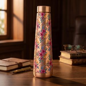Botella de Agua de Cobre Puro de 950 ml, Duradera, Resistente, a Prueba de Fugas, Ecológica, Apta para Lavavajillas, con Tapa de Diseño Clásico y Empaque Personalizado - Product Image 1