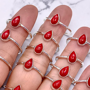 Bagues en argent 925 estampillées faites à la main, légères, avec pierre précieuse corail rouge, pour soirée - Product Image 2