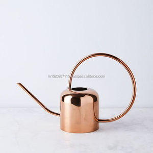 Lata de agua de cobre de gran tamaño con encanto del viejo mundo y características ergonómicas para un fácil manejo y belleza clásica - Product Image 2