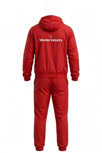 Conjunto de Chándal Rojo Personalizado para Hombre al por Mayor, Chaqueta con Cremallera Completa y Cuello Alto, Pantalones de Secado Rápido, Poliéster Teñido Liso 240g - Product Image 5