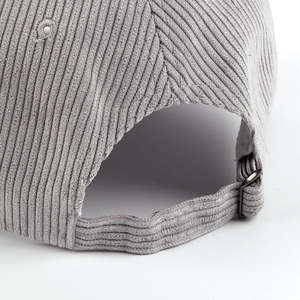 Gorra de béisbol de pana acanalada con relieve, lisa, personalizable, con visera curva, correa ajustable con hebilla, estilo Dad Hat, unisex, para otoño e invierno - Product Image 5