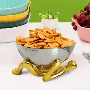 Bol de service en métal martelé avec support sculpté, décoratif pour fruits et collations, pour table à manger, cuisine, décoration intérieure - Product Image 6